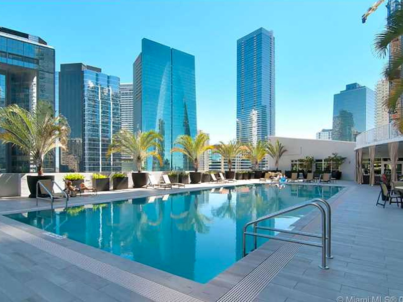 VUE AT BRICKELL – $2,450