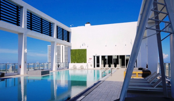 More high-rise roofs emerge as places to recreate and relax (The Real Deal)