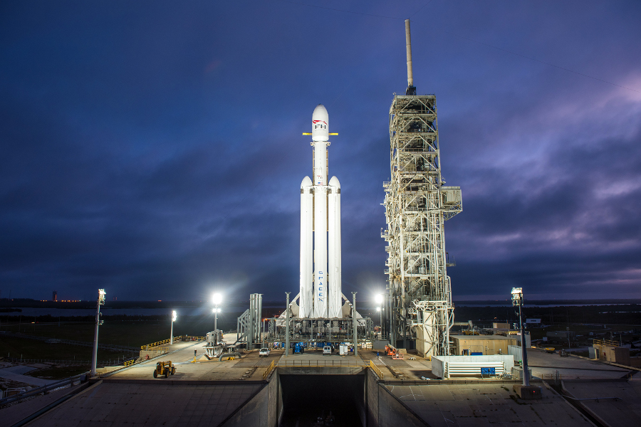 Watch the SpaceX Falcon Heavy Rocket Launch Today in Florida